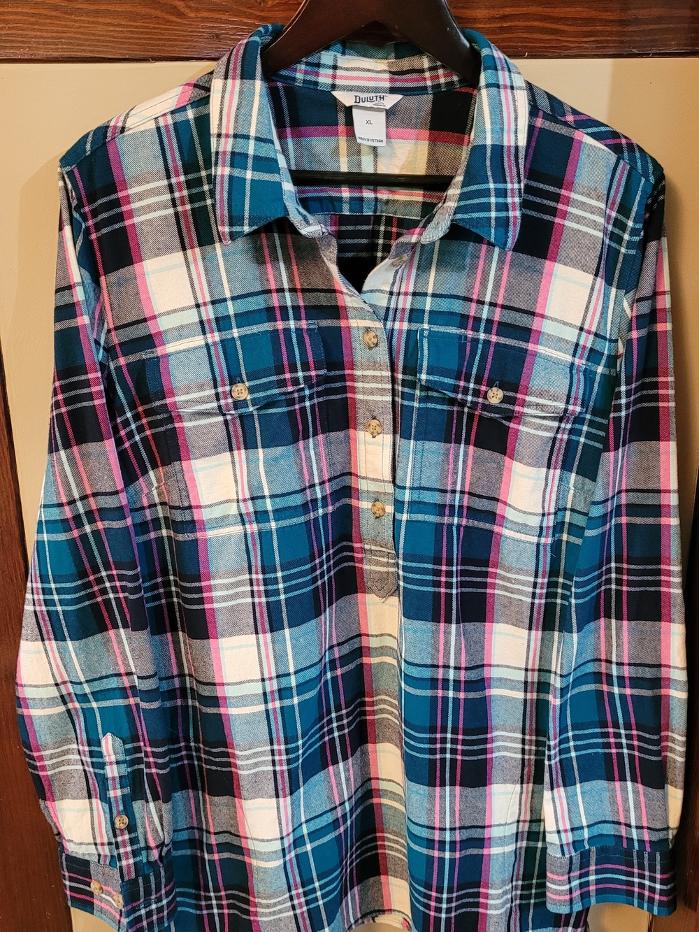 Duluth Trading Co Teal  Casual Cottagecore Cabin Vibes Plaid Shirt
